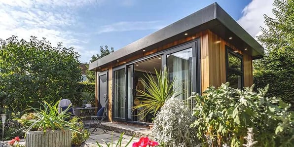 How To Choose Between An Insulated Garden Room Or A Conservatory