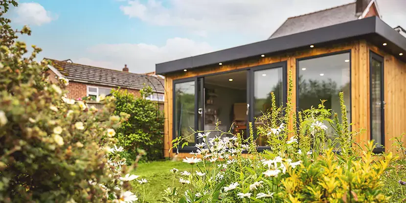 decorating a garden room on a budget 