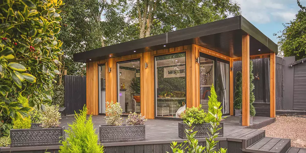 garden room in conservation area 